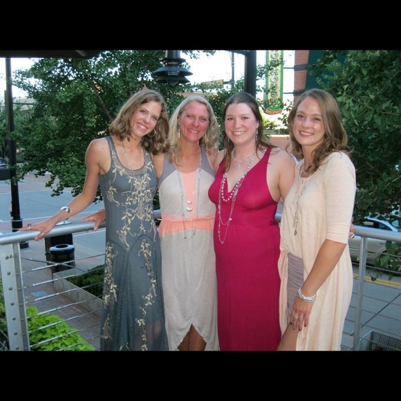 Sundance Biya Dress - Picture 1 of 8